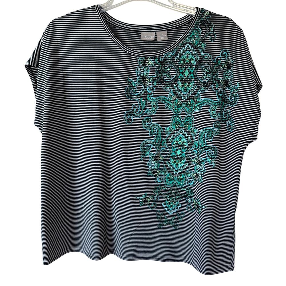 Chico’s black White Green Scroll detail t-shirt size XL